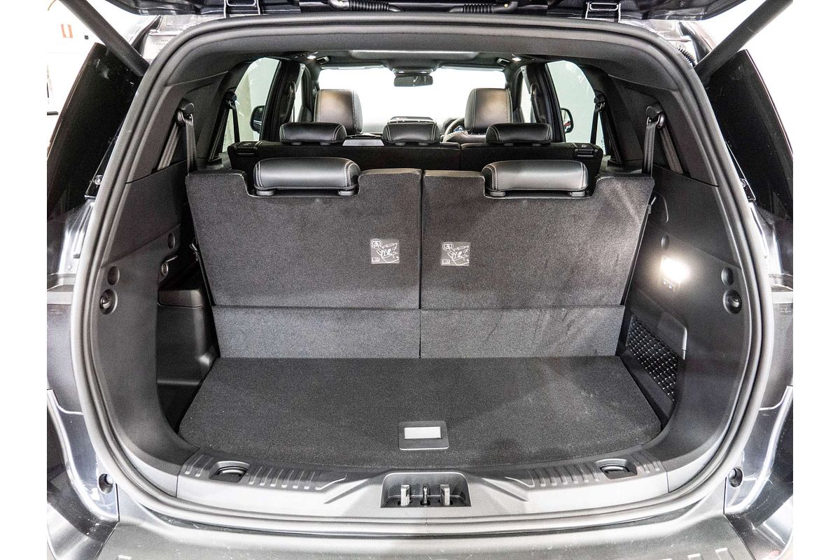 2025 Ford Everest Platinum 3.0L