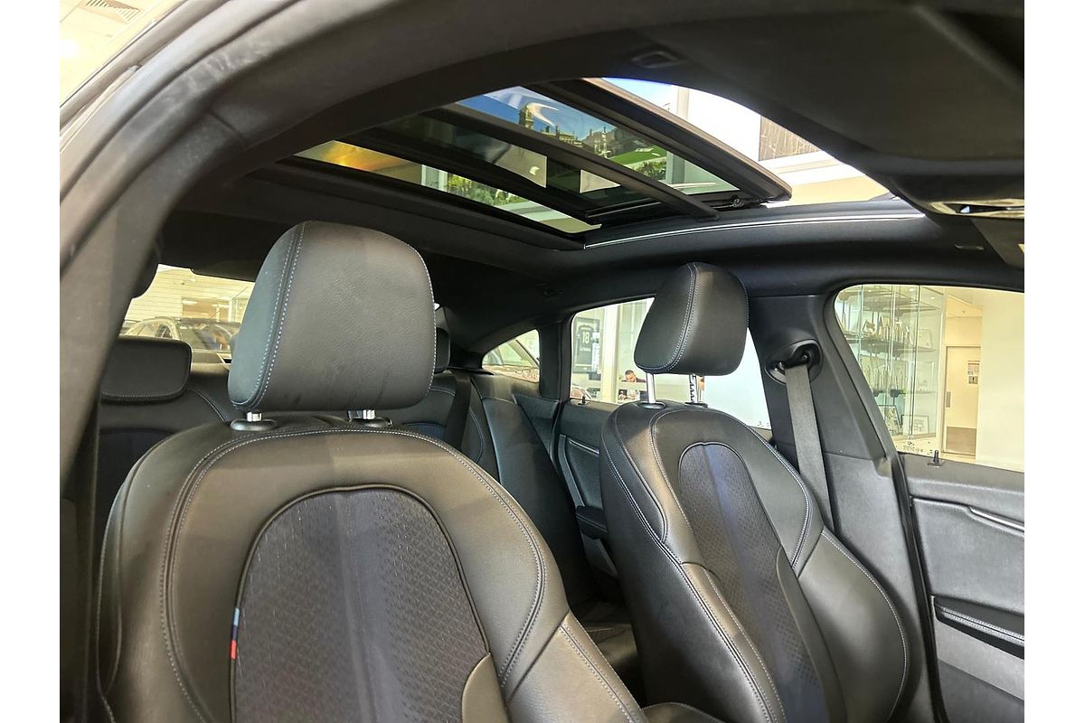2021 BMW 2 Series 220i M Sport F44