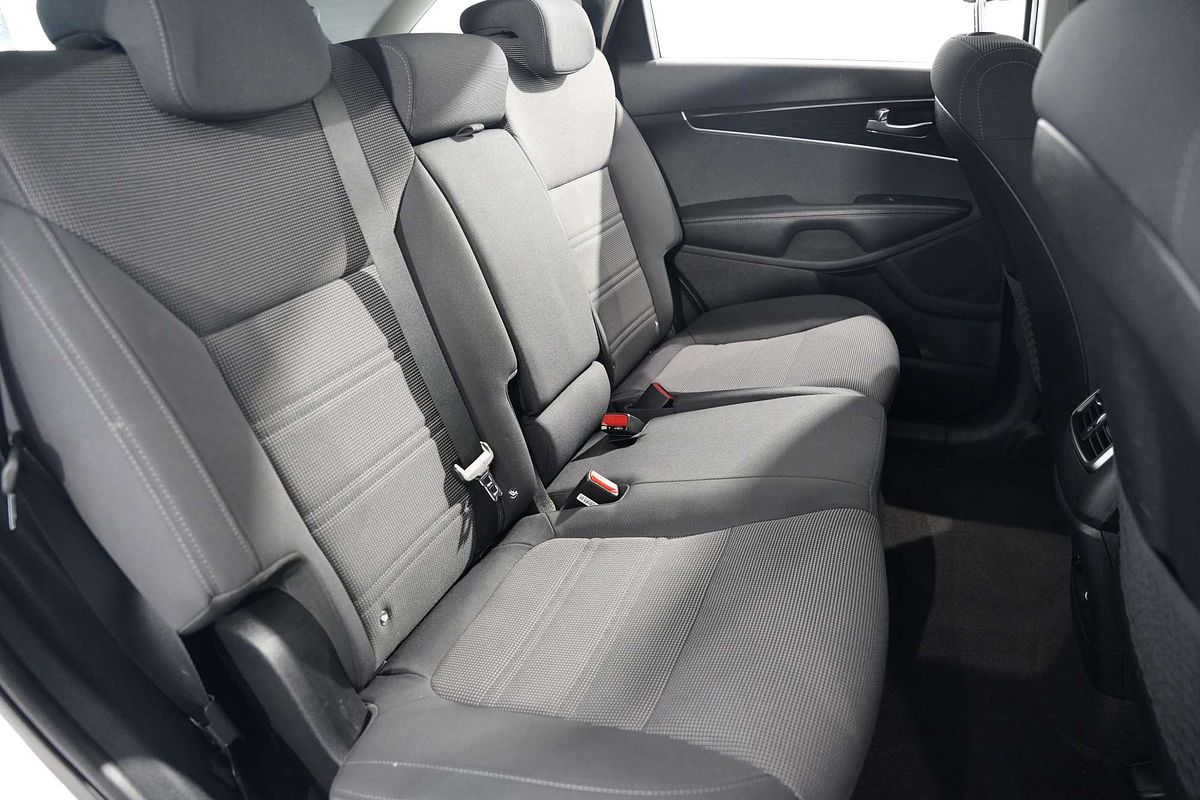 2019 Kia Sorento Si UM