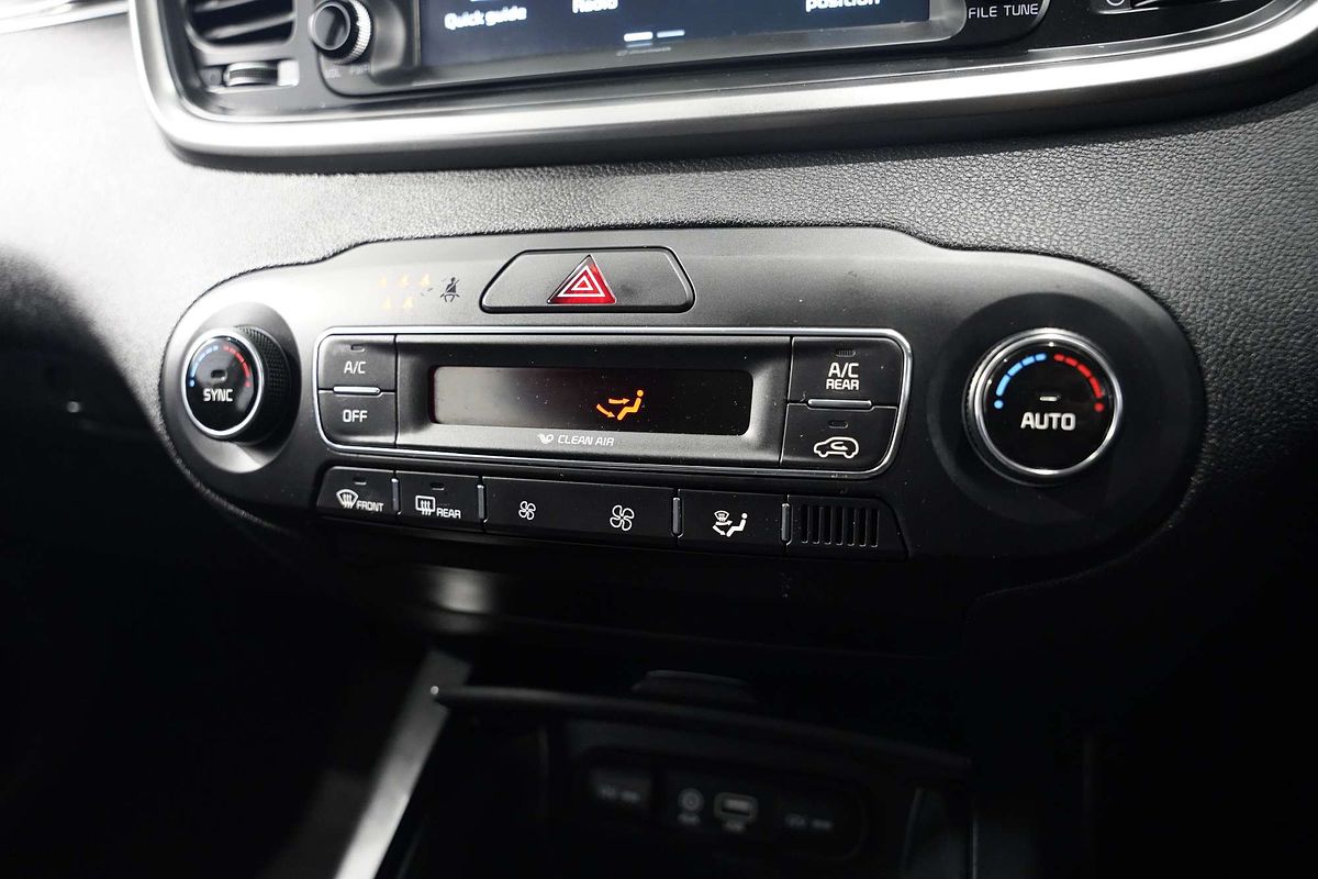 2019 Kia Sorento Si UM