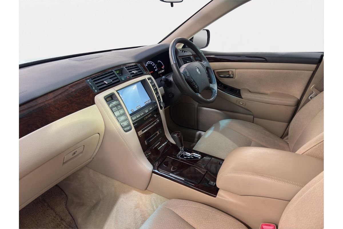2006 Toyota Crown Royal Saloon i-Four 60th Special Edition UZS186