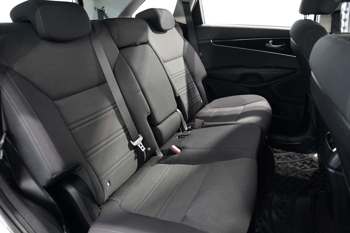 2019 Kia Sorento Si UM
