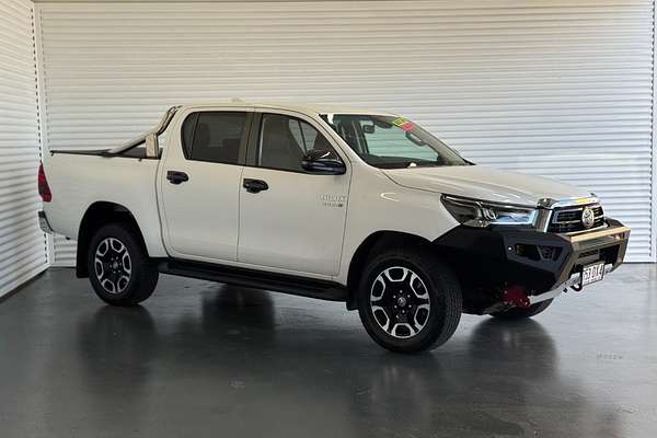 2022 Toyota Hilux SR5 GUN126R 4X4