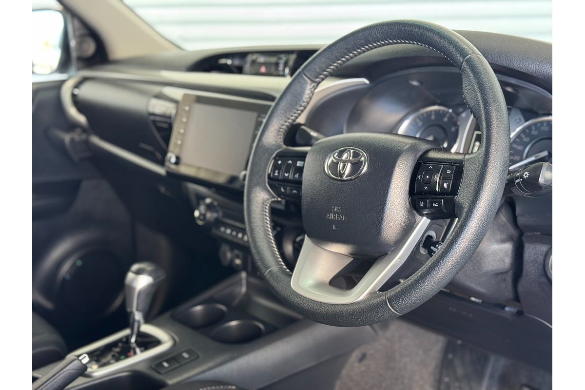 2022 Toyota Hilux SR5 GUN126R 4X4