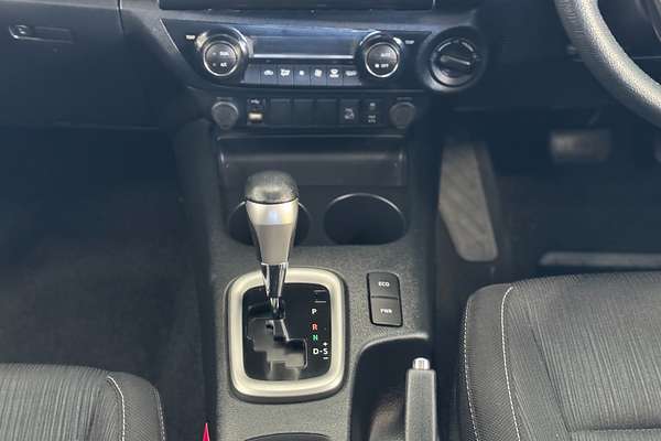 2022 Toyota Hilux SR5 GUN126R 4X4