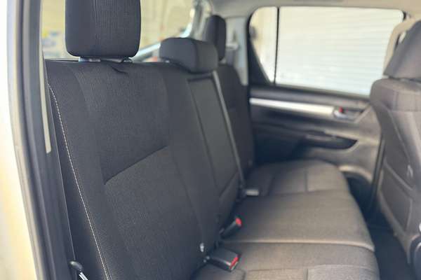 2022 Toyota Hilux SR5 GUN126R 4X4