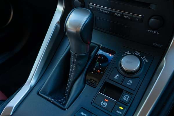 2015 Lexus NX NX200t Luxury AGZ10R