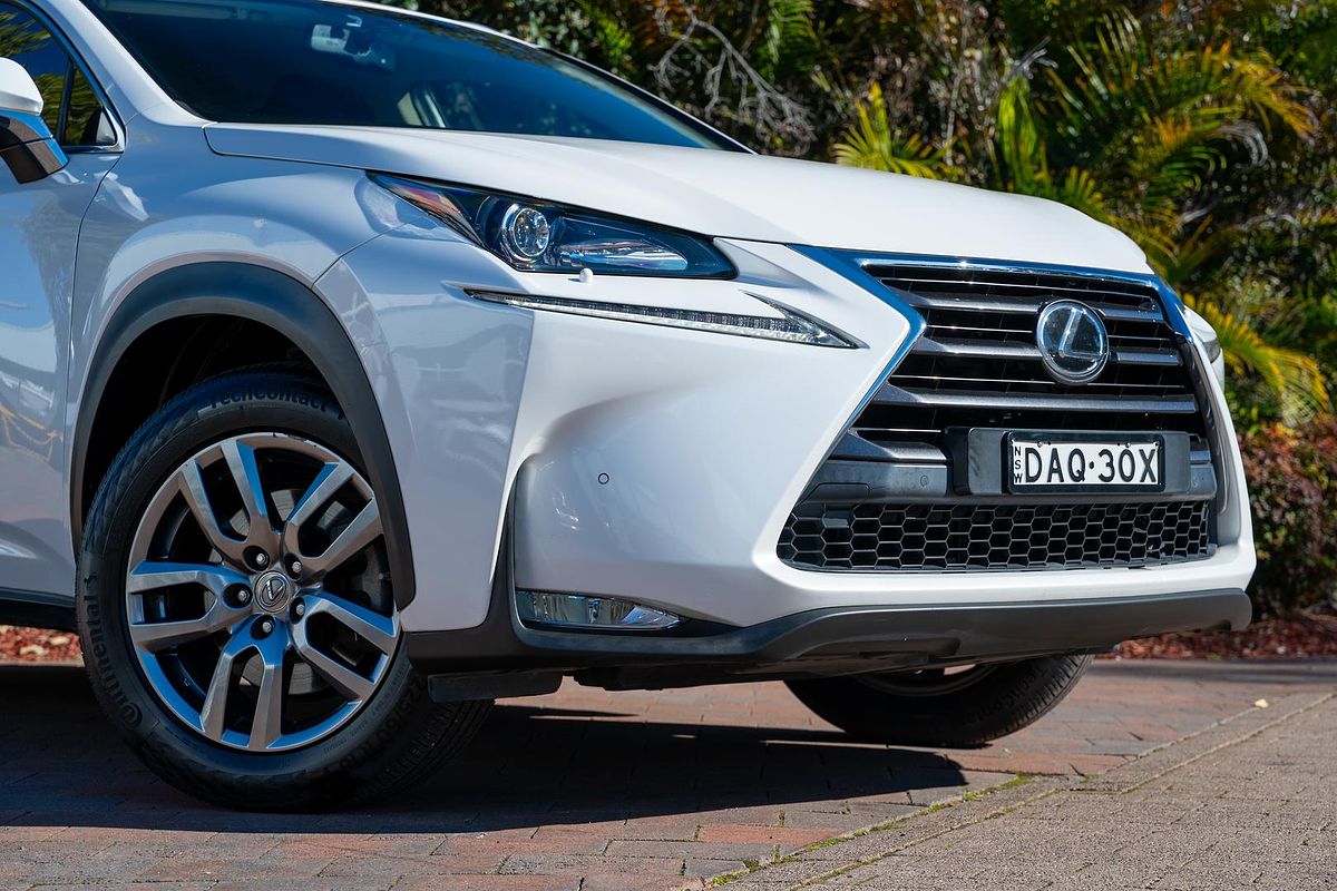 2015 Lexus NX NX200t Luxury AGZ10R