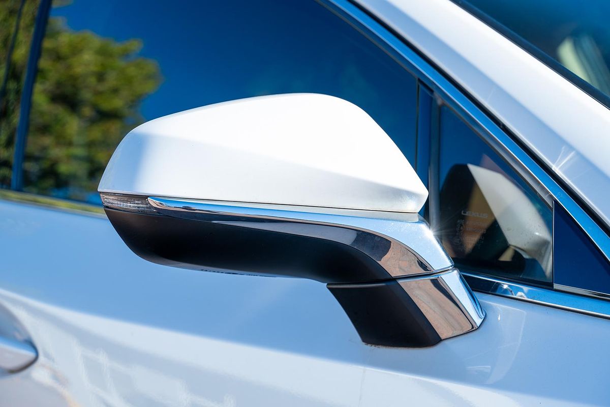 2015 Lexus NX NX200t Luxury AGZ10R