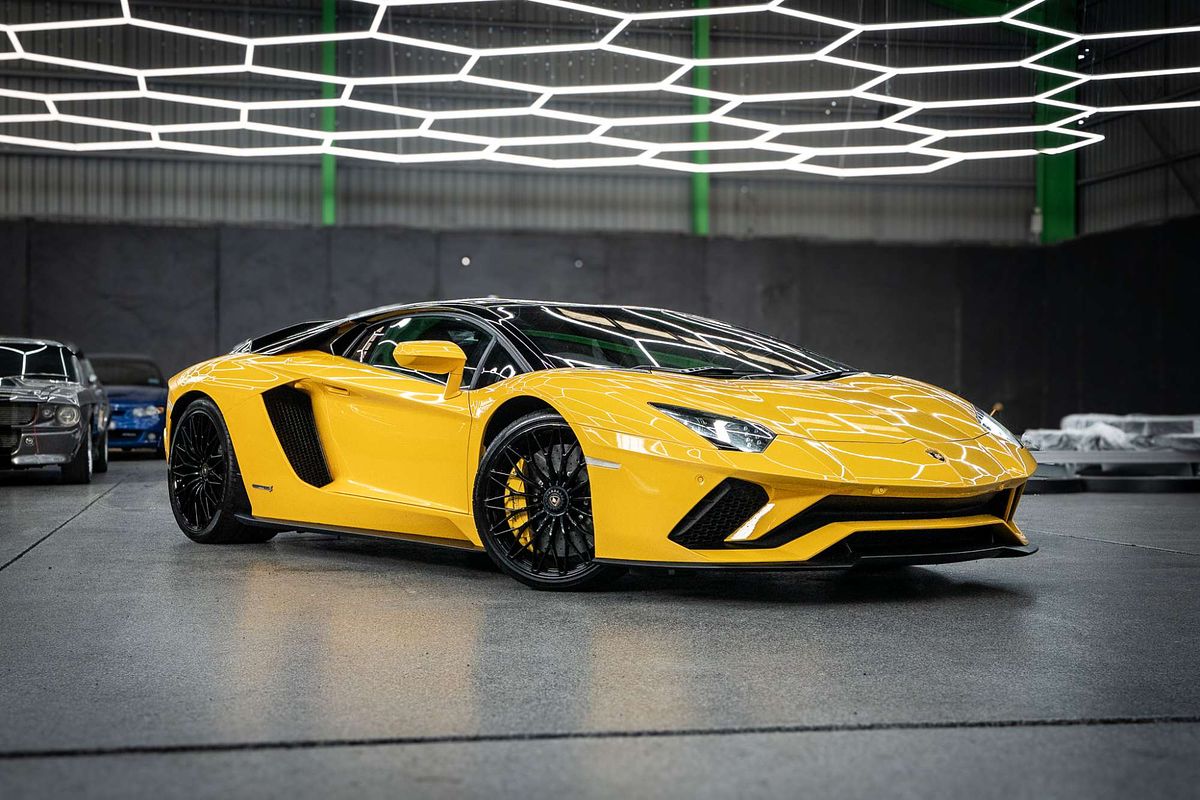 2017 Lamborghini Aventador S 834