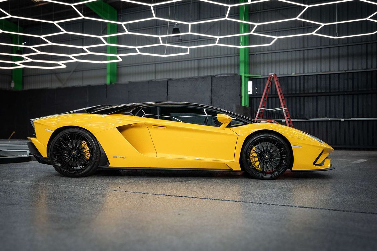 2017 Lamborghini Aventador S 834
