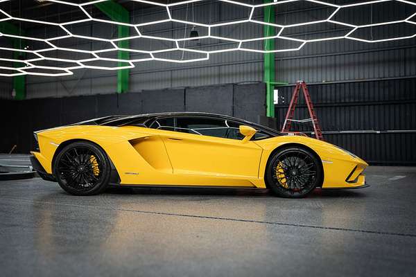 2017 Lamborghini Aventador S 834