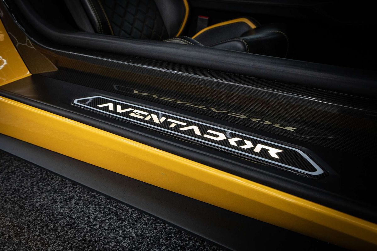 2017 Lamborghini Aventador S 834