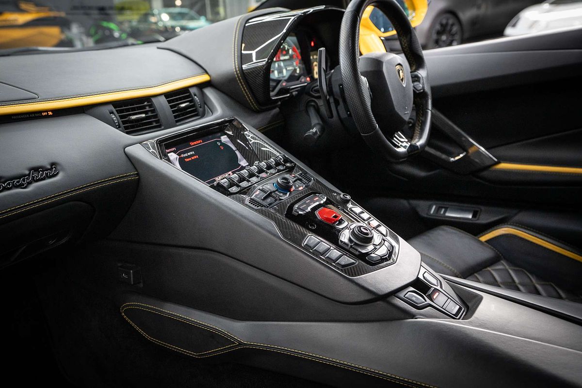 2017 Lamborghini Aventador S 834