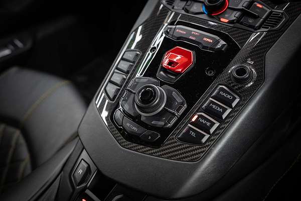 2017 Lamborghini Aventador S 834