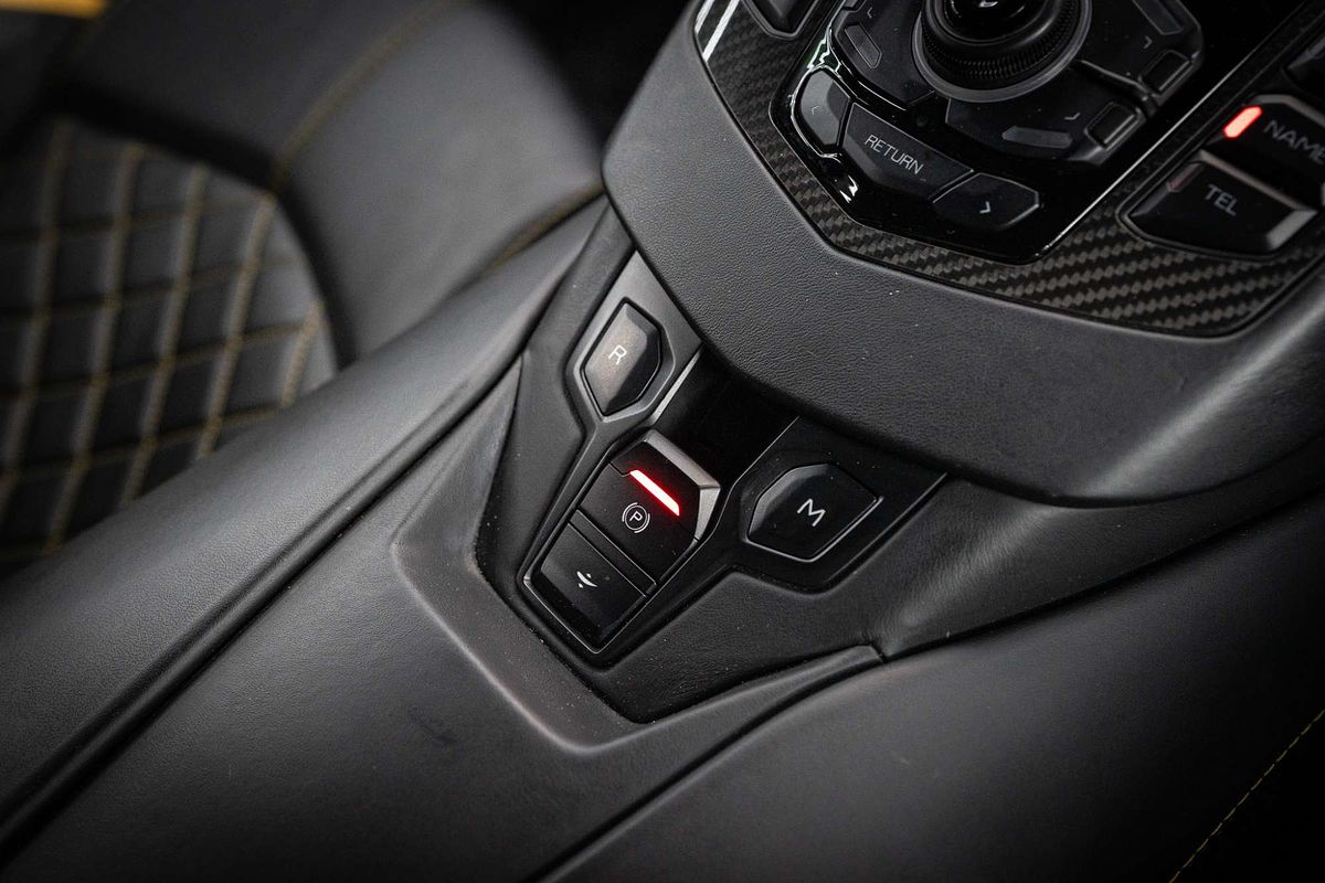 2017 Lamborghini Aventador S 834