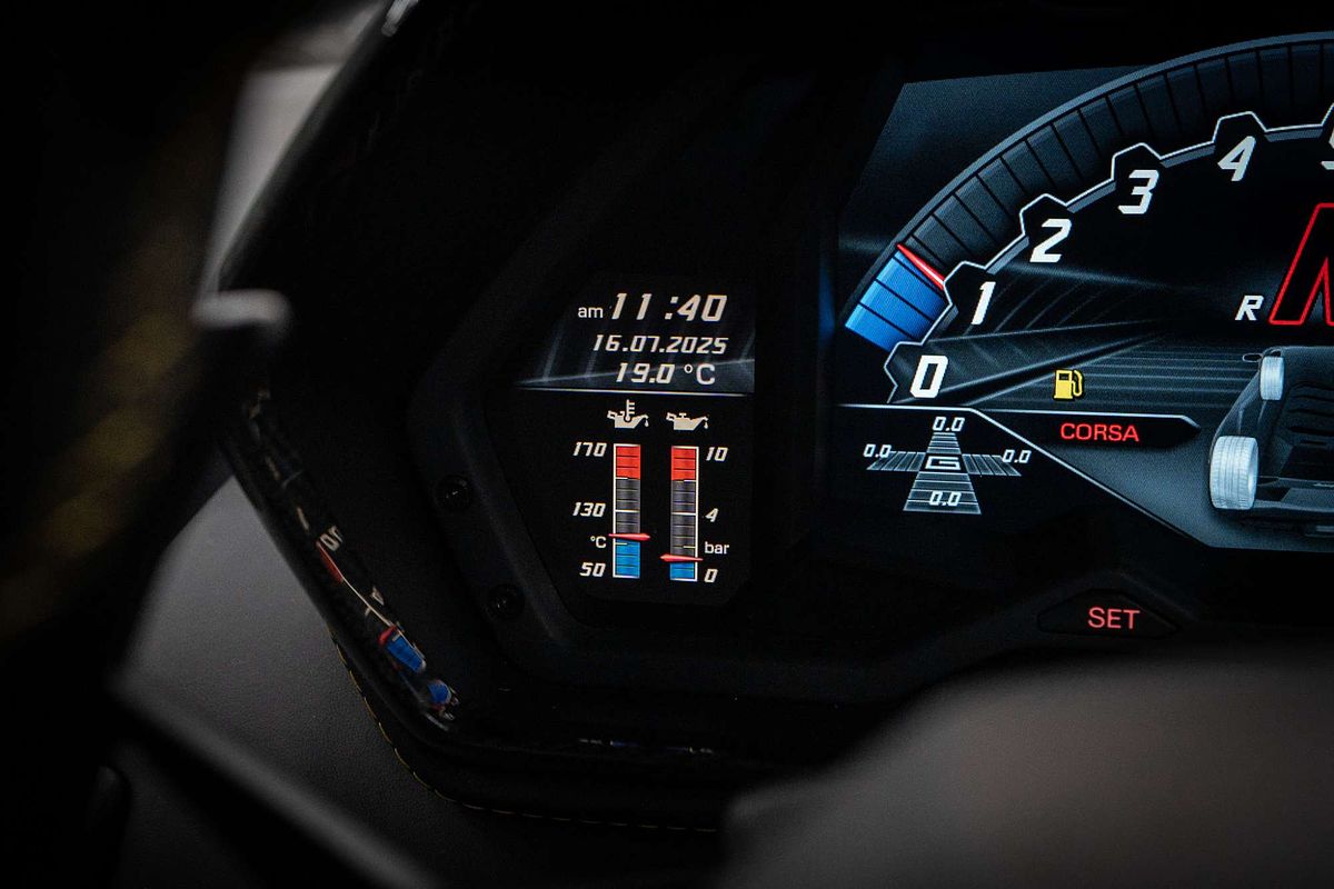 2017 Lamborghini Aventador S 834