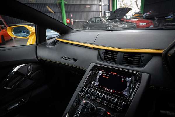 2017 Lamborghini Aventador S 834