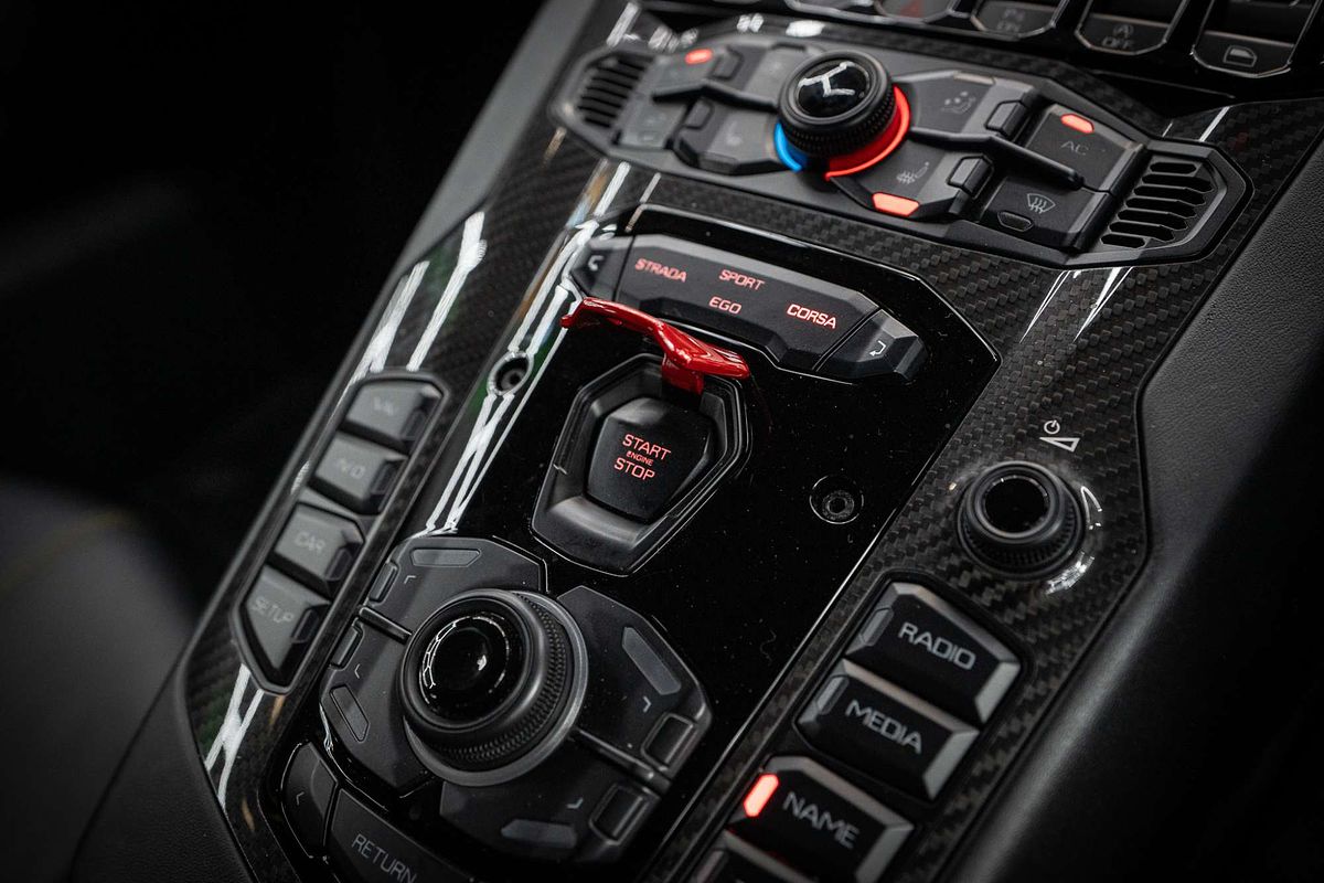2017 Lamborghini Aventador S 834