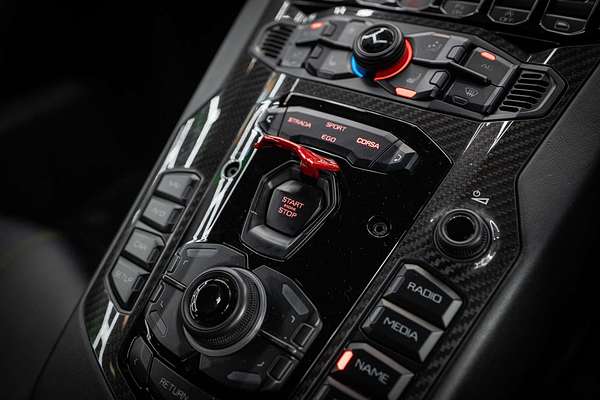 2017 Lamborghini Aventador S 834