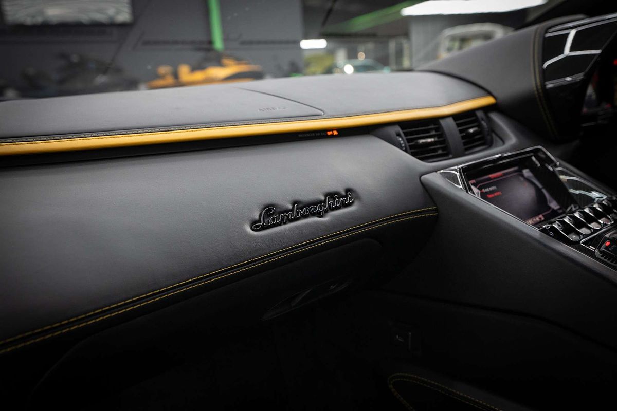 2017 Lamborghini Aventador S 834