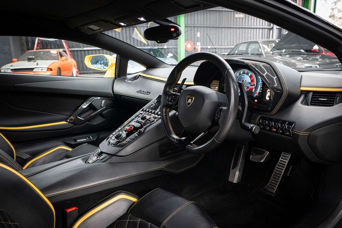 2017 Lamborghini Aventador S 834