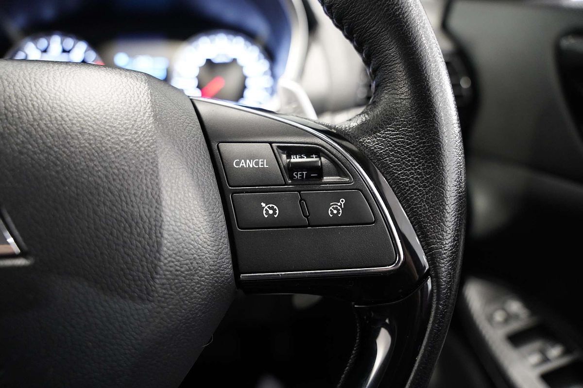 2022 Mitsubishi Eclipse Cross LS YB