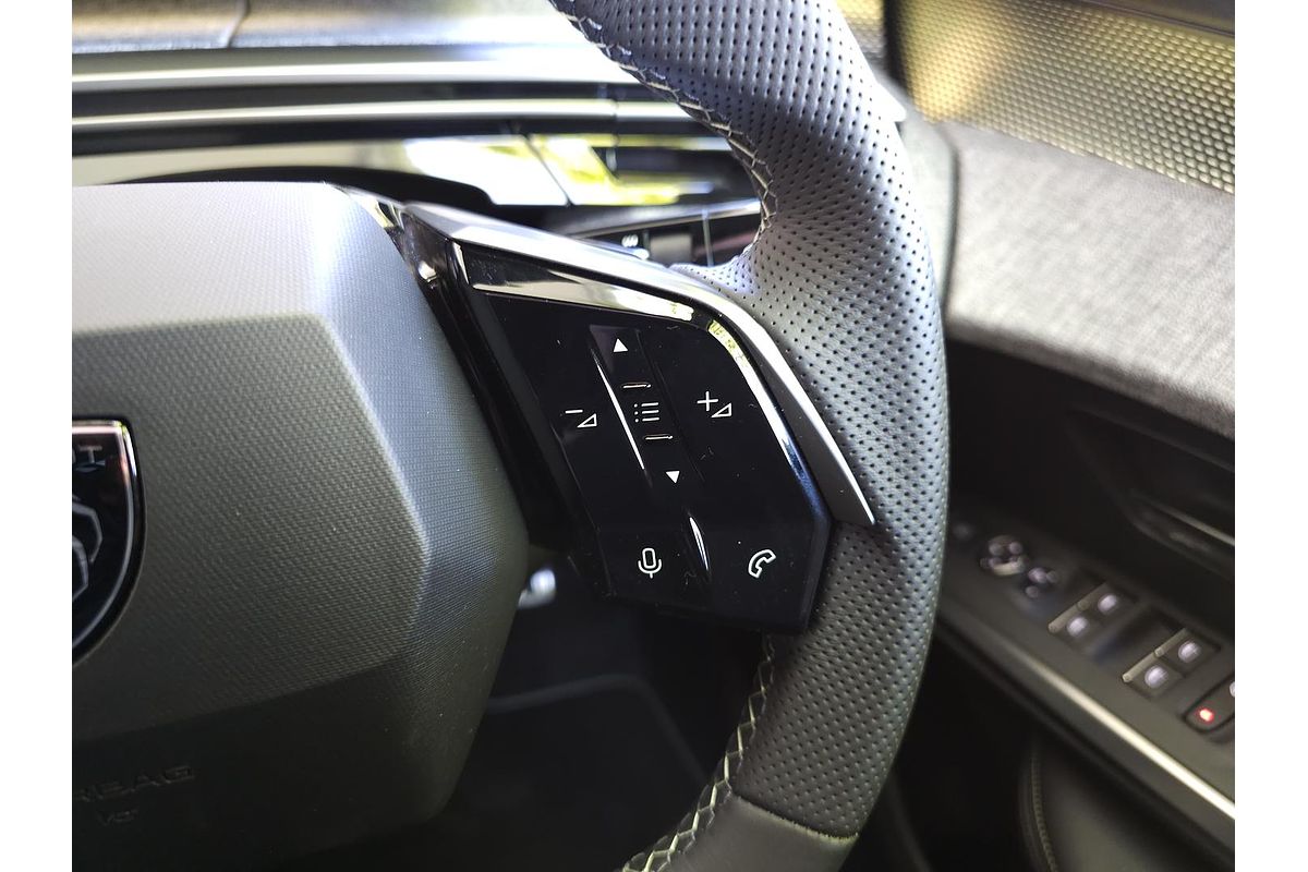2024 Peugeot 3008 GT Premium Hybrid P64