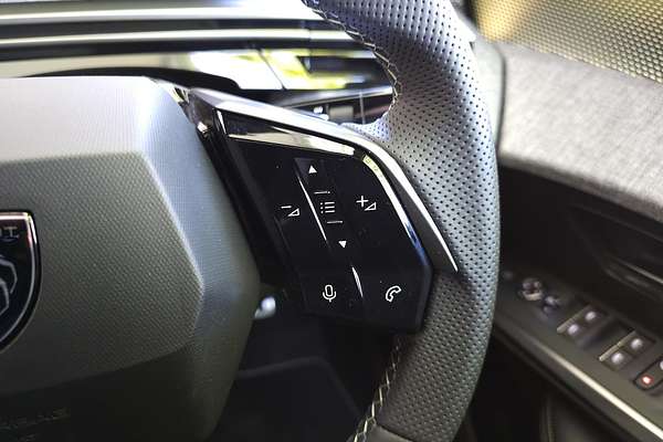 2024 Peugeot 3008 GT Premium Hybrid P64