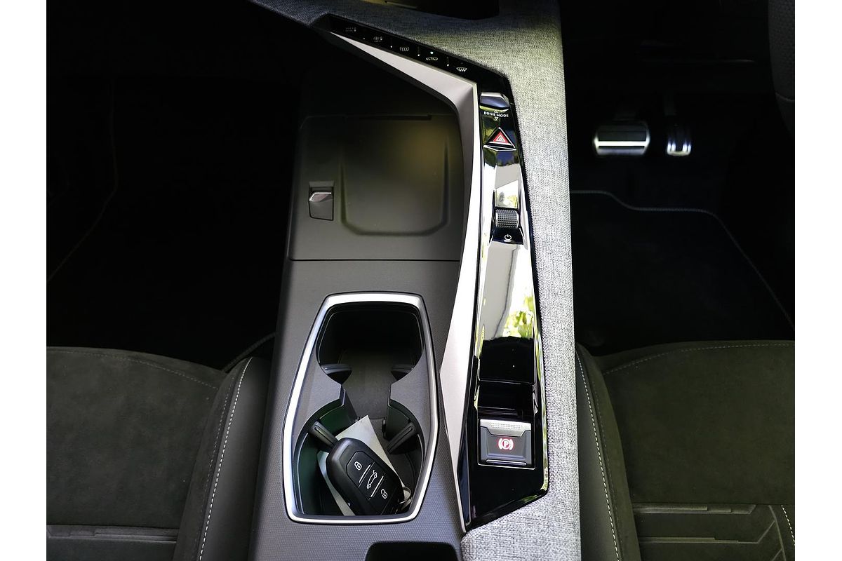 2024 Peugeot 3008 GT Premium Hybrid P64