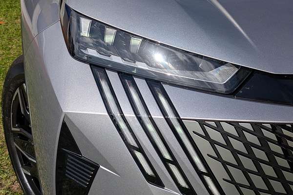 2025 Peugeot 5008 GT Premium Hybrid P74
