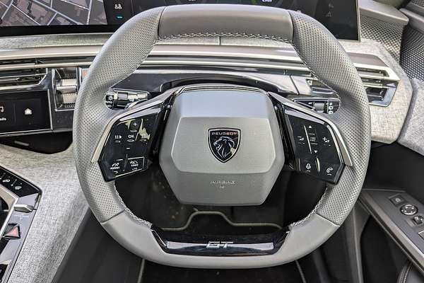 2025 Peugeot 5008 GT Premium Hybrid P74