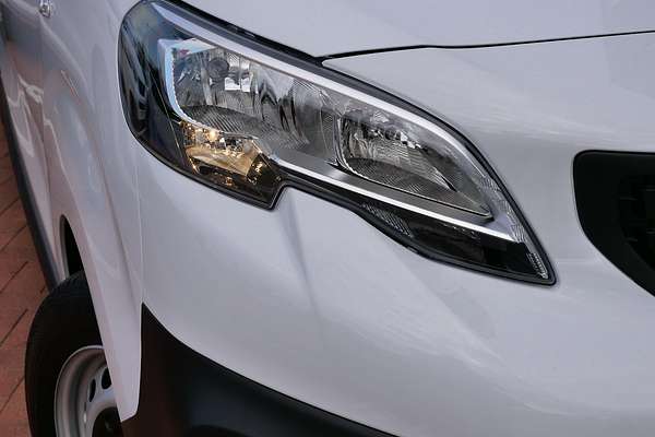 2023 Peugeot Expert Pro K0 SWB