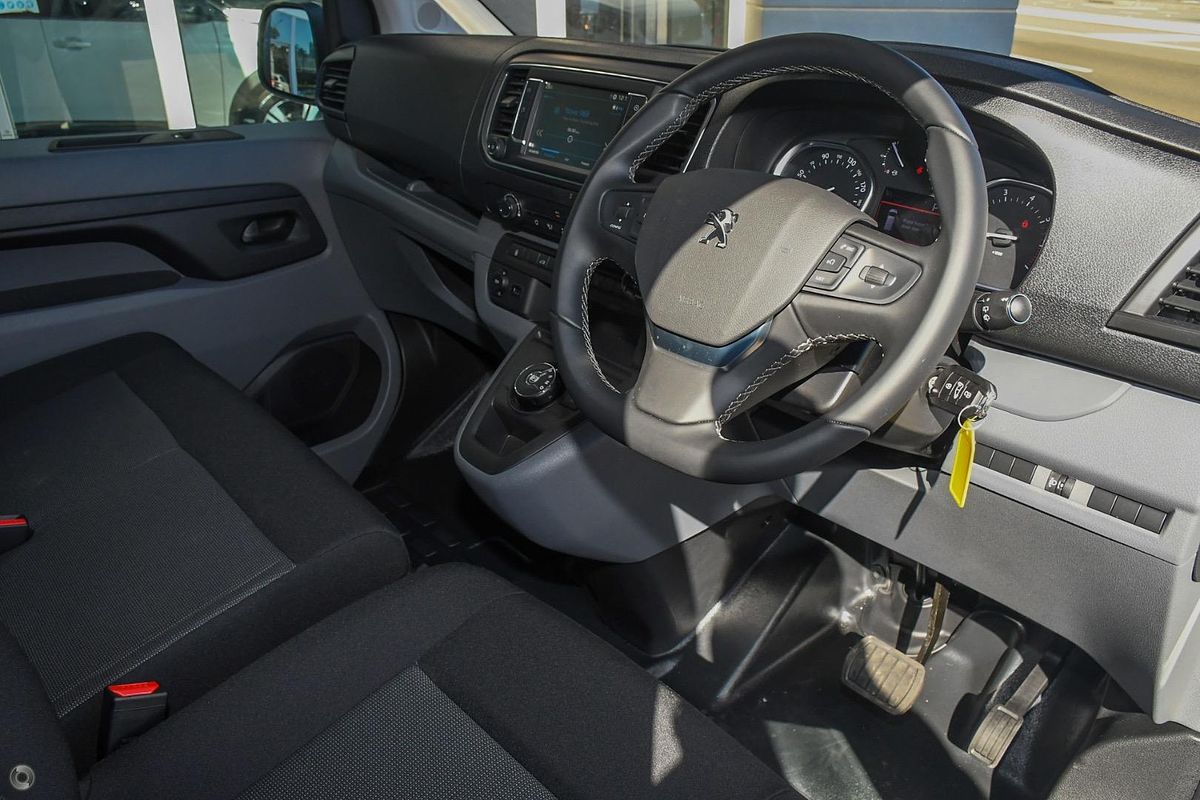 2023 Peugeot Expert Pro K0