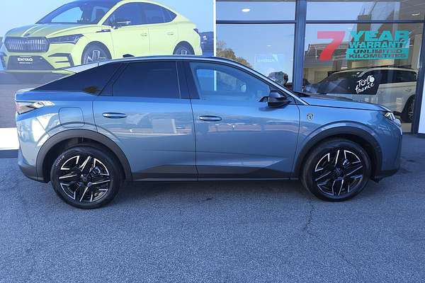2025 Peugeot 3008 GT Premium Hybrid P64