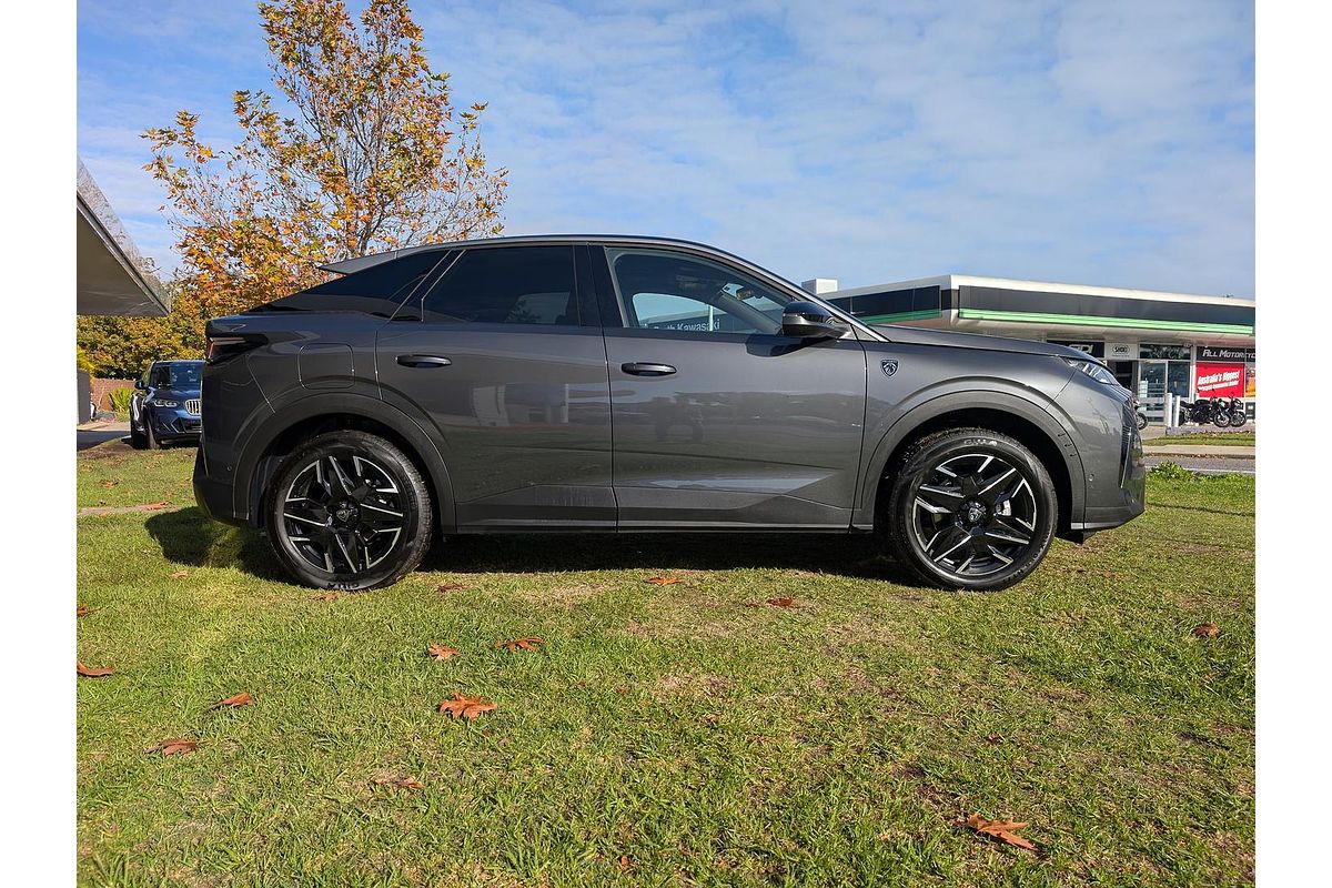 2025 Peugeot 3008 GT Premium Hybrid P64