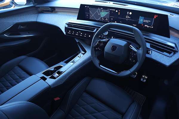 2025 Peugeot 3008 GT Premium Hybrid P64