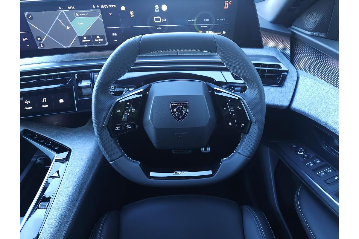 2025 Peugeot 3008 GT Premium Hybrid P64