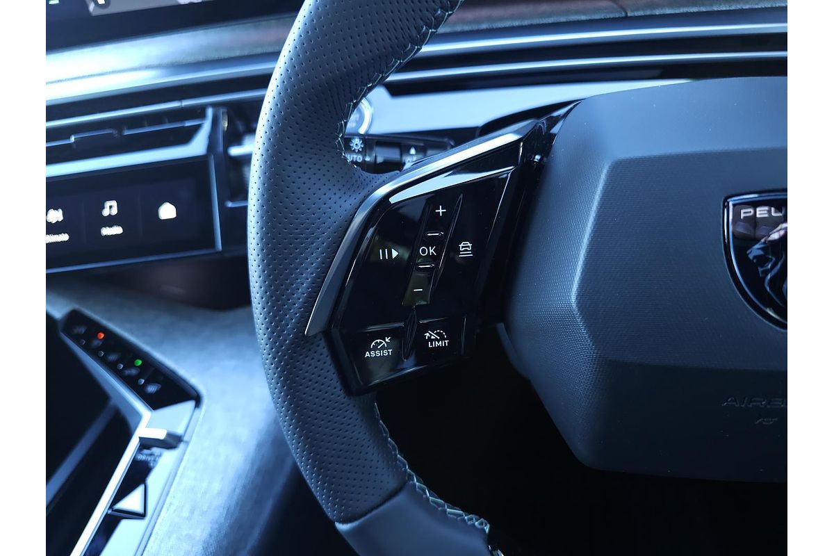 2025 Peugeot 3008 GT Premium Hybrid P64