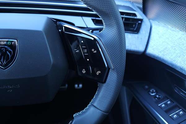 2025 Peugeot 3008 GT Premium Hybrid P64