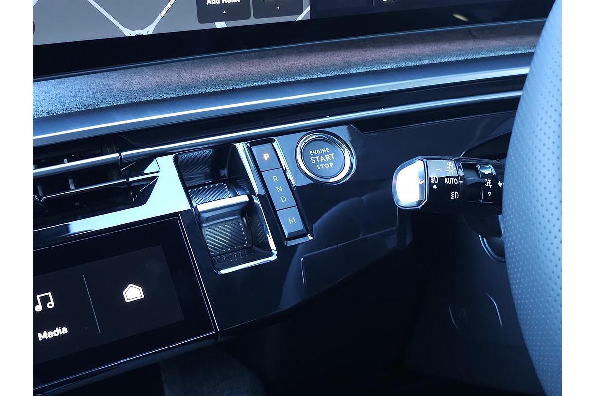 2025 Peugeot 3008 GT Premium Hybrid P64