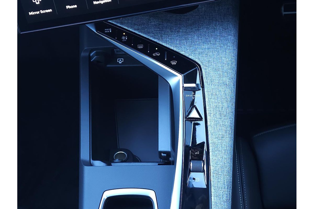 2025 Peugeot 3008 GT Premium Hybrid P64