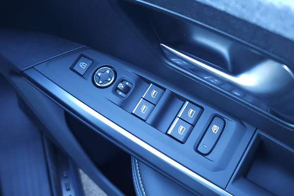 2025 Peugeot 3008 GT Premium Hybrid P64
