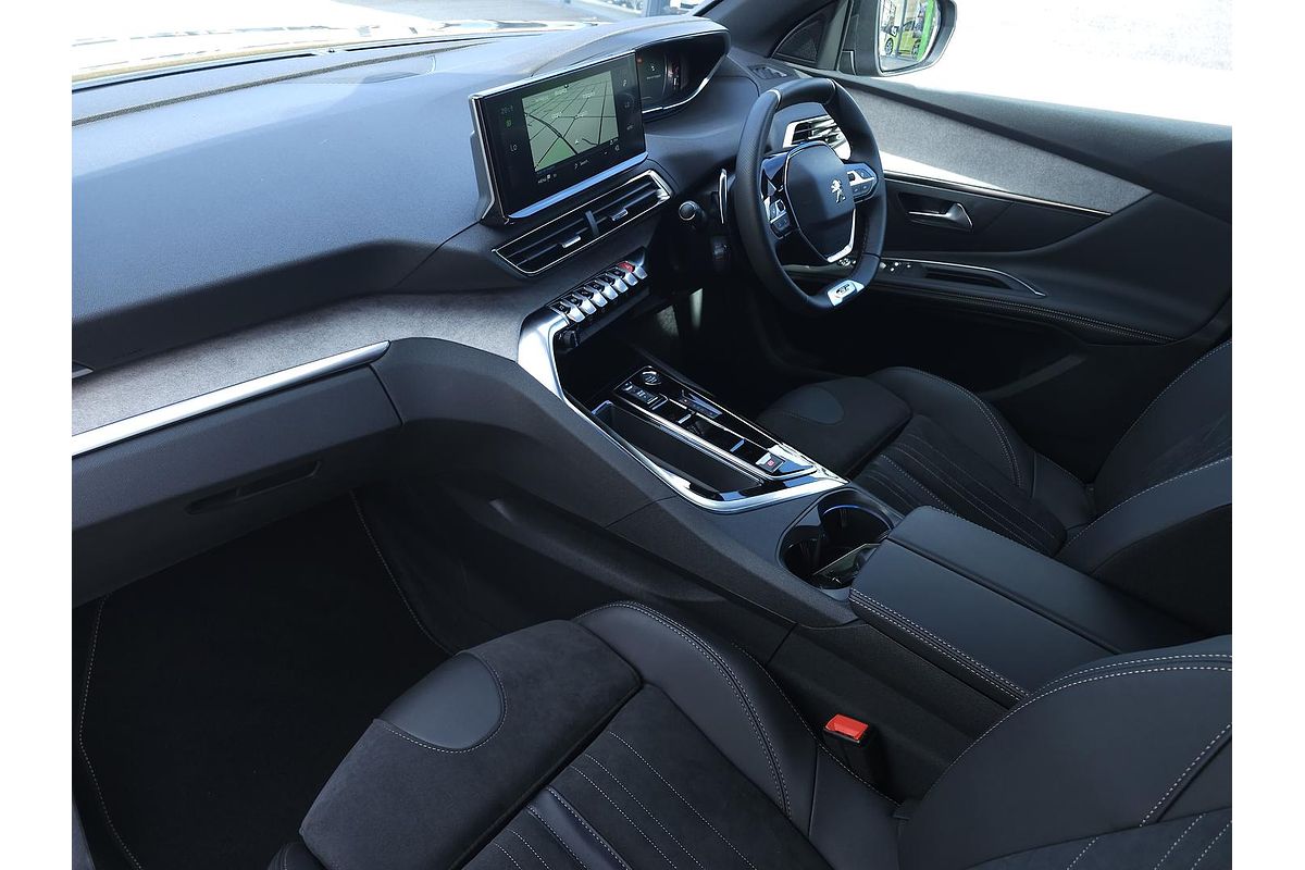2023 Peugeot 3008 GT Sport P84