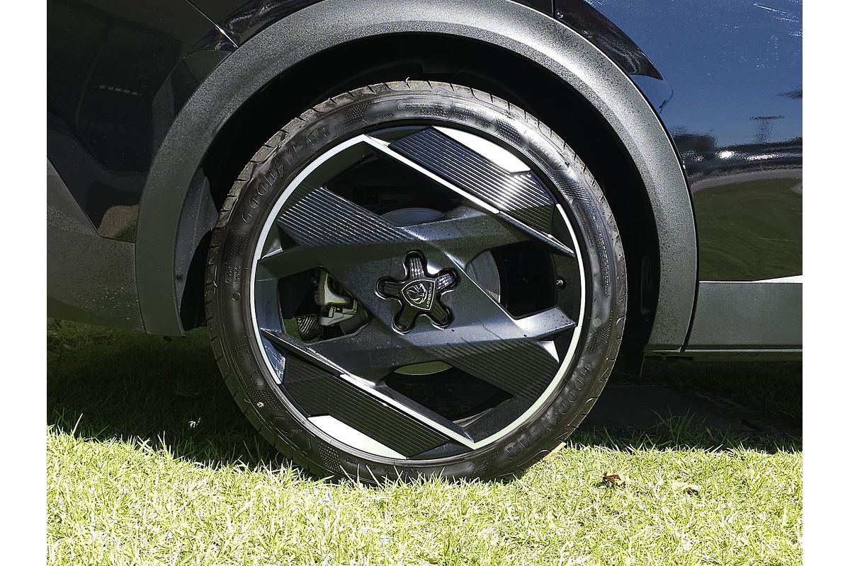 2024 Peugeot 408 GT Plug-In Hybrid P54