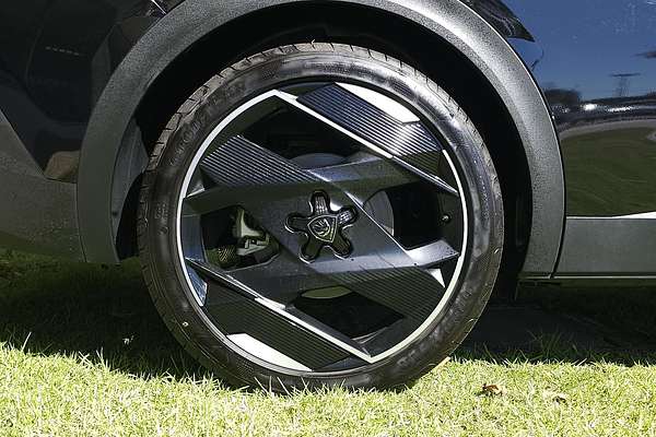 2024 Peugeot 408 GT Plug-In Hybrid P54