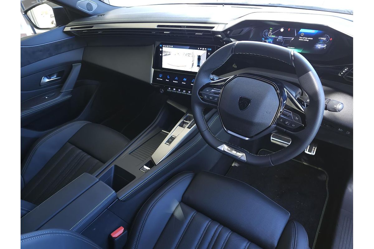 2024 Peugeot 408 GT Plug-In Hybrid P54