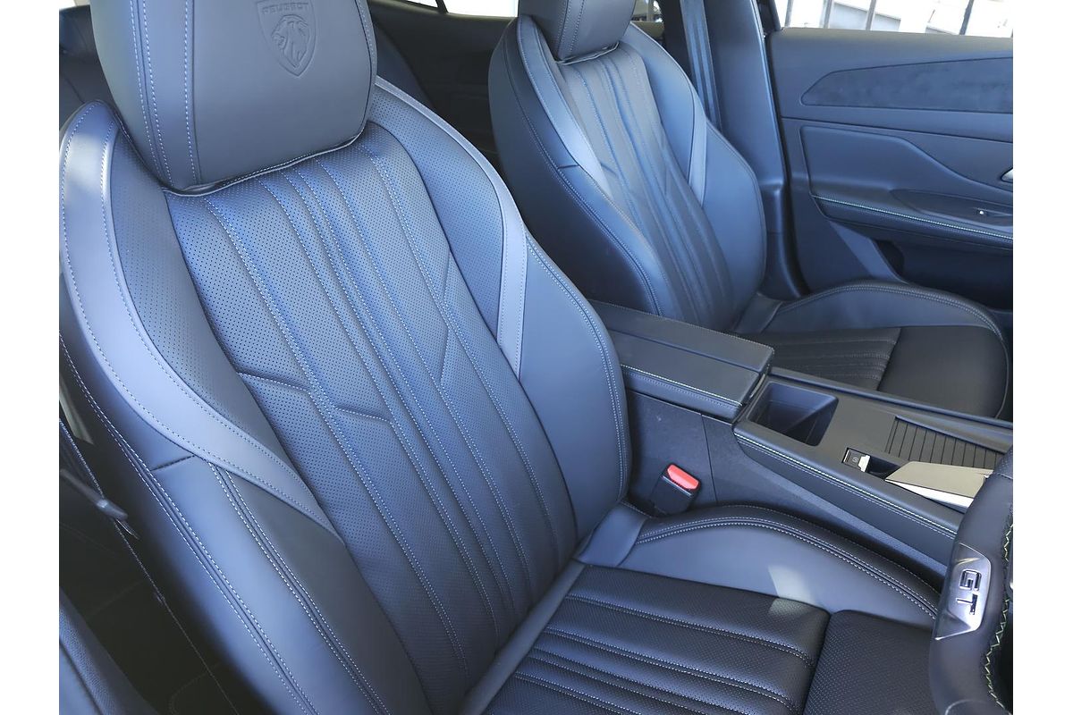 2024 Peugeot 408 GT Plug-In Hybrid P54