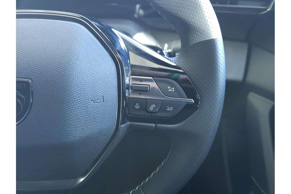 2024 Peugeot 408 GT Plug-In Hybrid P54