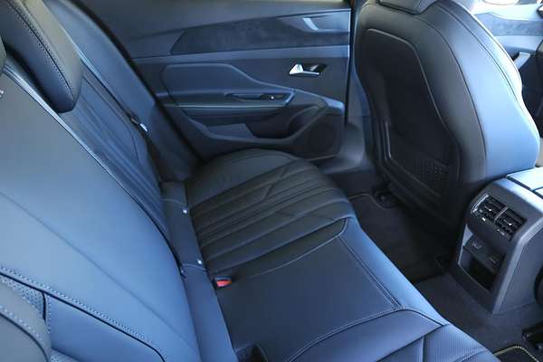 2024 Peugeot 408 GT Plug-In Hybrid P54